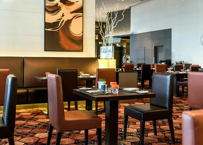 Four Points By Sheraton Ploenchit Sukhumvit בנגקוק