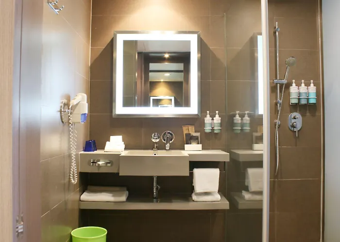 Four Points By Sheraton Ploenchit Sukhumvit מלון