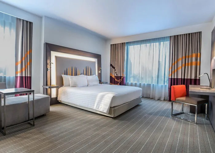 מלון Four Points By Sheraton Ploenchit Sukhumvit
